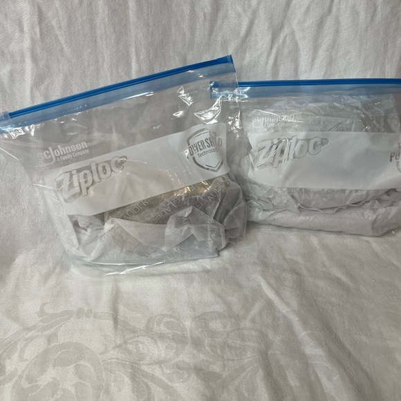 Estée Lauder 17 piece skincare and makeup - Picture 10 of 11